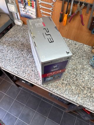 PlayStation 3 PS3 Assassin's Creed II Bundle