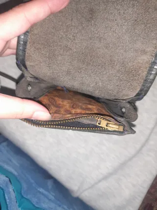 Bolso de cuero natural vintage negro con cierre me