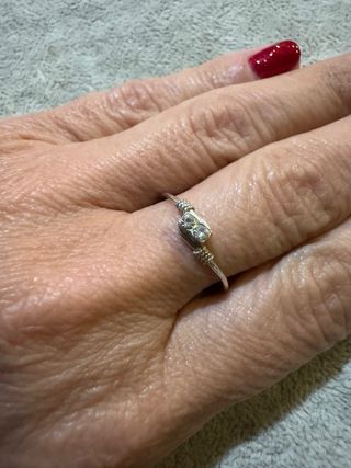 Anel Prata 2 Pedras Transparentes, com sello