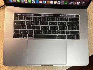 MacBook Pro 15 2018 Touchbar