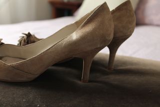 Zapatos Zara tacón beige mujer