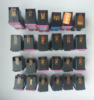 Cartuchos vacíos HP y Canon