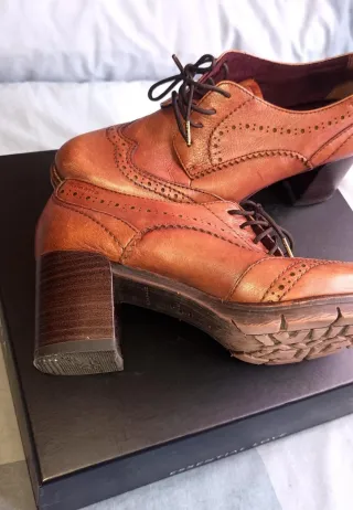 Zapatos de tacón Oxford mujer