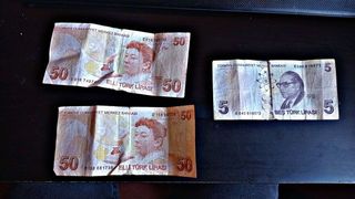 Banconote turche da 50 e 5 lire