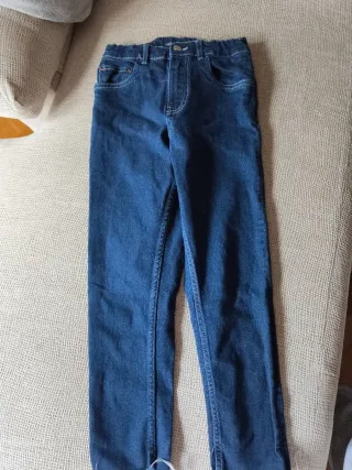Vaquero Zara niño Talla 9 años