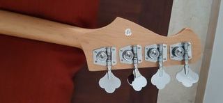 Bajo Eléctrico Harley Benton JB75