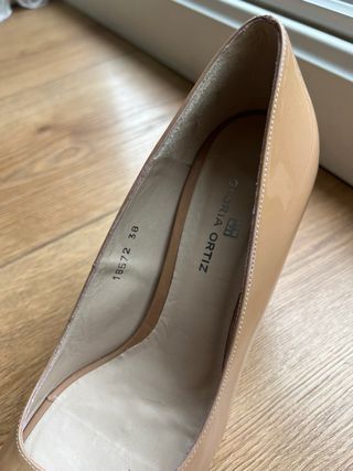 Zapatos tacón Gloria Ortiz peep toe