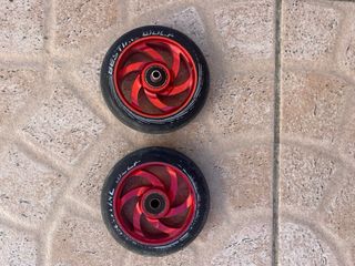 Patinete Bestial Wolf Rojo y Blanco