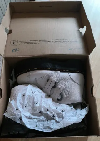 Botas Dr. Martens Blancas Talla 39. Nuevas