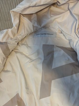 Abrigo Adolfo Domínguez Crema Talla M. Como nuevo.