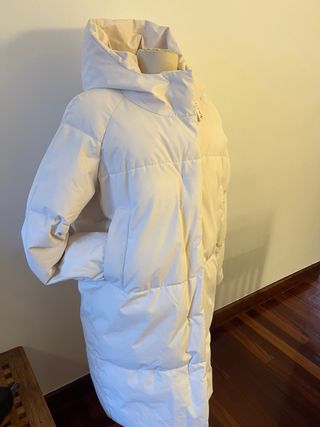 Abrigo Adolfo Domínguez Crema Talla M. Como nuevo.