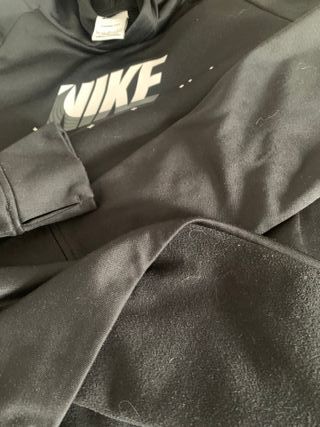 Sudadera Nike Negra con Logo