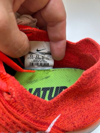 Zapatillas Nike Rojas Cómodas y Ligeras