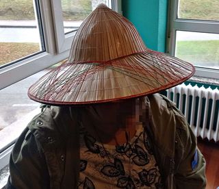 Sombrero vietnamita in bambù fatto a mano