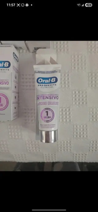 Pastas de dientes Oral B Blanqueamiento Intensivo