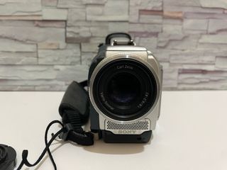 Sony HandyCam DCR-TRV50E