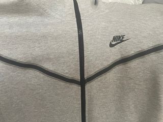 Nike Tech Gris Talla M