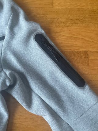 Nike Tech Gris Talla M