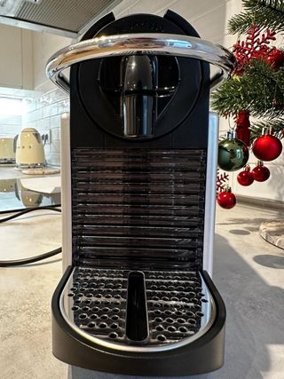 Cafetera Nespresso Pixie Silver