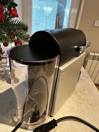 Cafetera Nespresso Pixie Silver