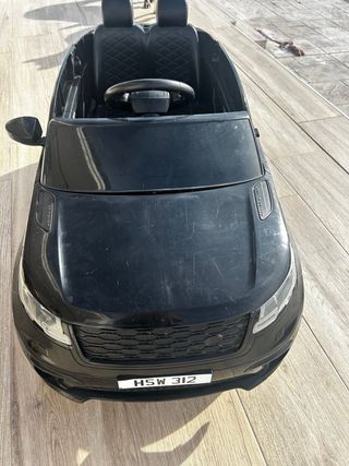 Coche eléctrico infantil negro