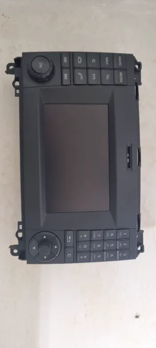 Equipo Audio Mercedes Vito 2020