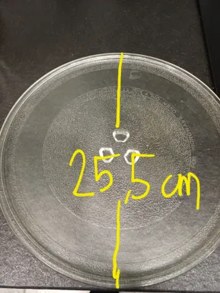 2 Platos para microondas medidas en las fotos