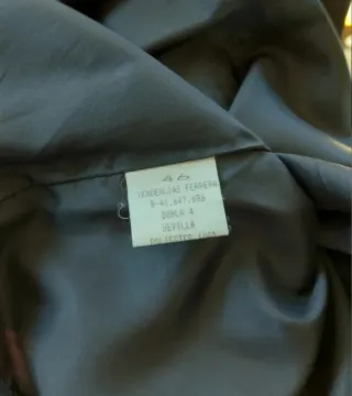 Diseñadora Talla 44-46 - Traje negro con falda