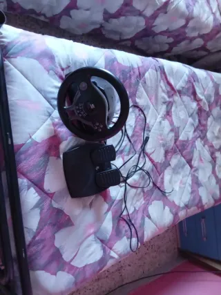 Volante Superdrive per PS4