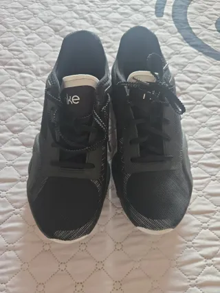 Zapatillas Nike Negras usadas 1 vez