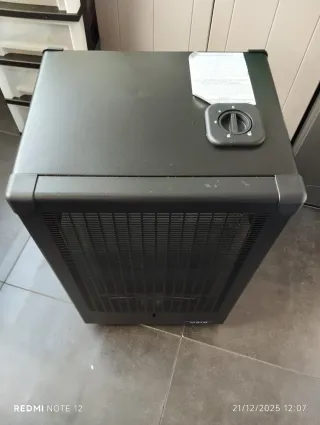 Estufa de gas HJM negra