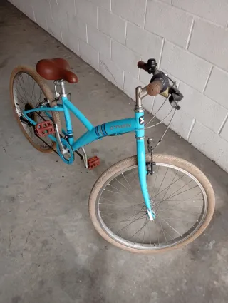 Bicicleta niña azul