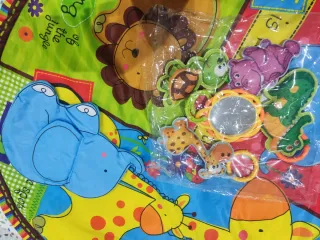 Gimnasio actividades bebé Juguettos