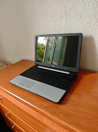 Portátil HP 15"
