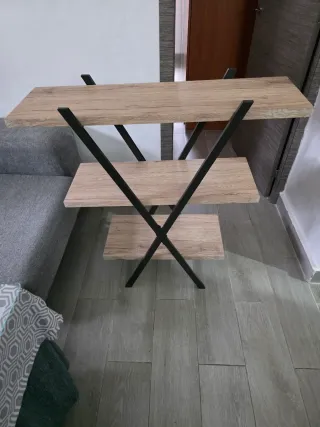 Estantería tipo pirámide madera y metal