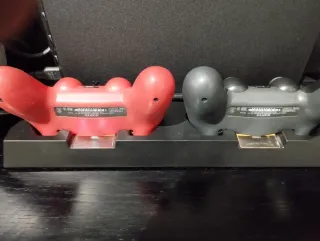 PS4 Slim 500GB Negra + 4 mandos+16 juegos......