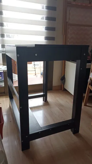 Mesa para ordenador.