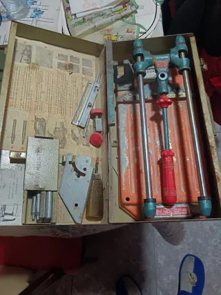 Caja de herramientas de construcción