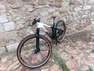 MTB berria 2023 carbono doble suspension 29 xt btt