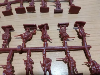 Coladas soldados zaristas Montaplex