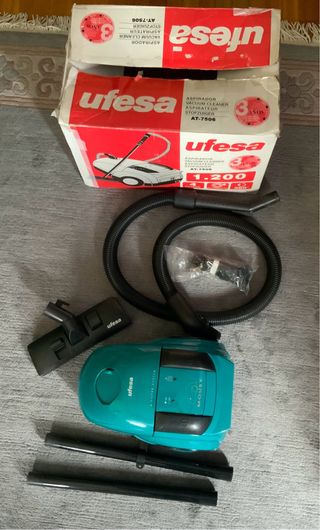 Aspiradora Ufesa Mousy AT-7506 1.200W