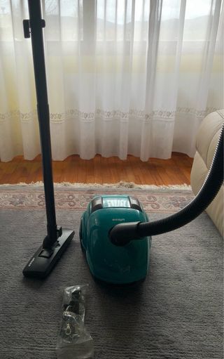 Aspiradora Ufesa Mousy AT-7506 1.200W