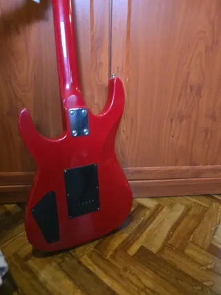Guitarra Eléctrica SK Rockester 525 Roja