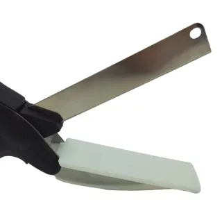 Forbici da cucina con tagliere integrato