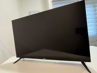 Televisor Haier Negro