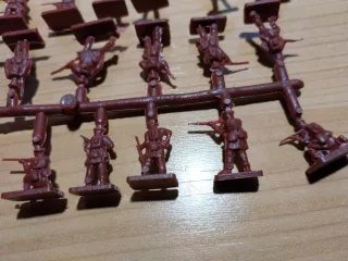 4 Coladas soldados zaristas Montaplex