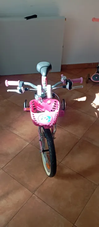 Bicicleta infantil 16 niña/niño 40€ una, 70 € dos