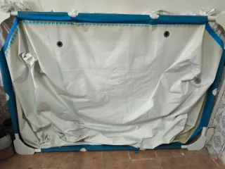 Piscina Estructura Azul y Blanca