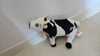 Peluche canciones Vaca Lola Granja Zenon