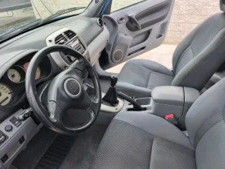 Toyota RAV4 2000